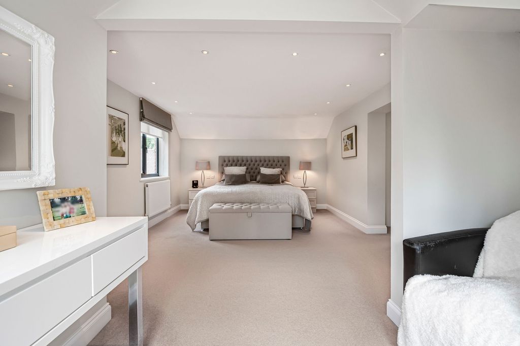 Additional image 14 of 5 bed detached house for saleSt. Andrews Road, Henley-On-Thames RG9
