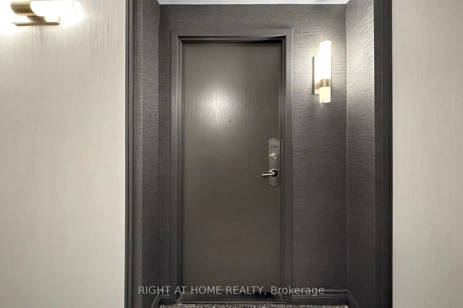 Additional image 3 of 2100 John Street 216