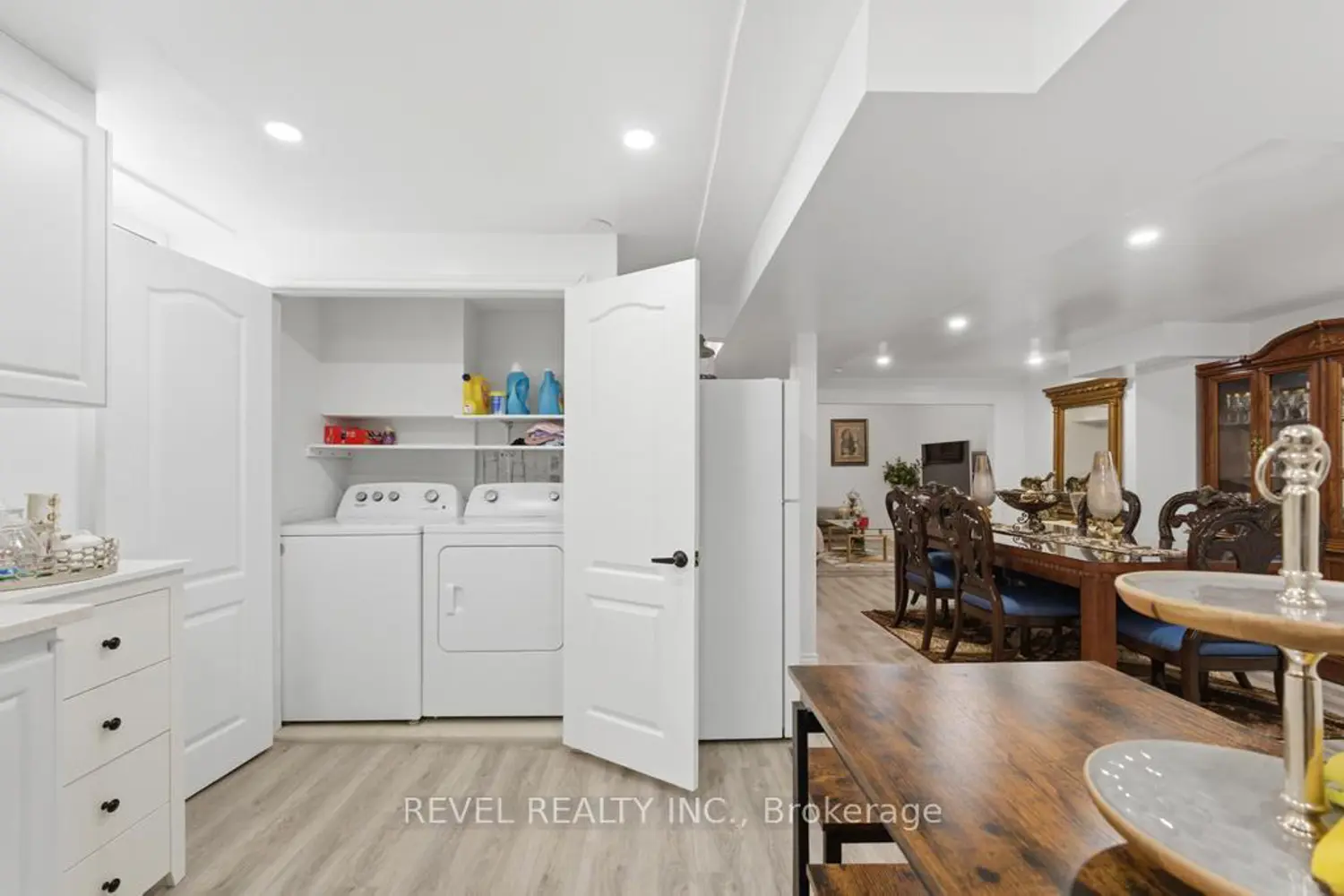 44 Jefferson Avenue photo 3