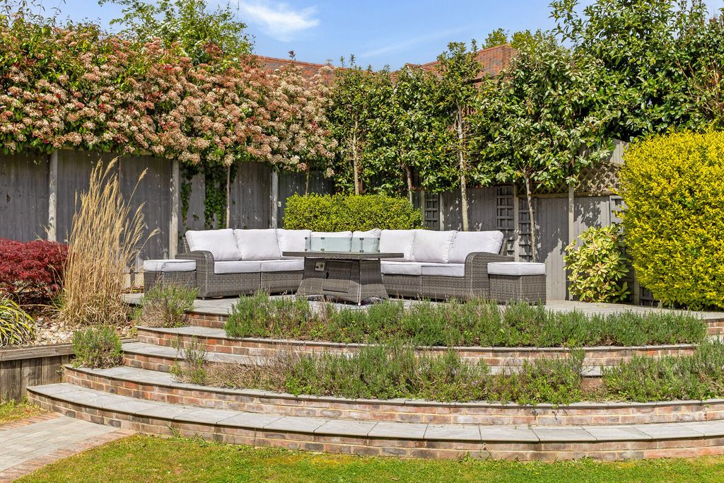 Additional image 14 of 6 bed detached house for saleWood End Road, Harpenden AL5
