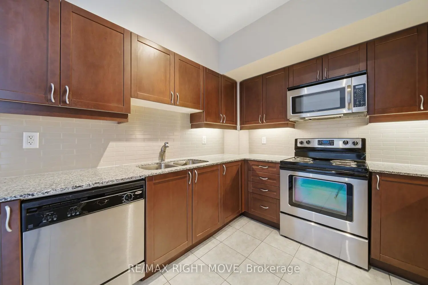 354 Atherley Road 507 photo 4