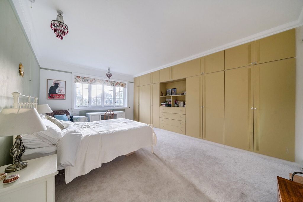 Additional image 29 of 6 bed detached house for saleTower Road, Hindhead GU26