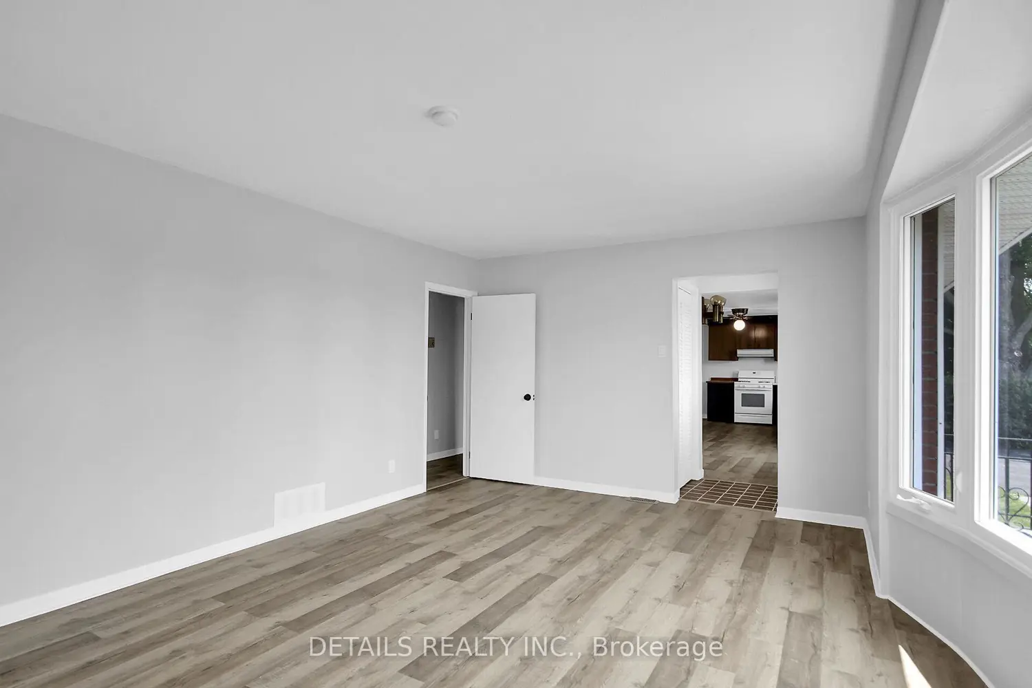 13459 Loucks Road photo 4