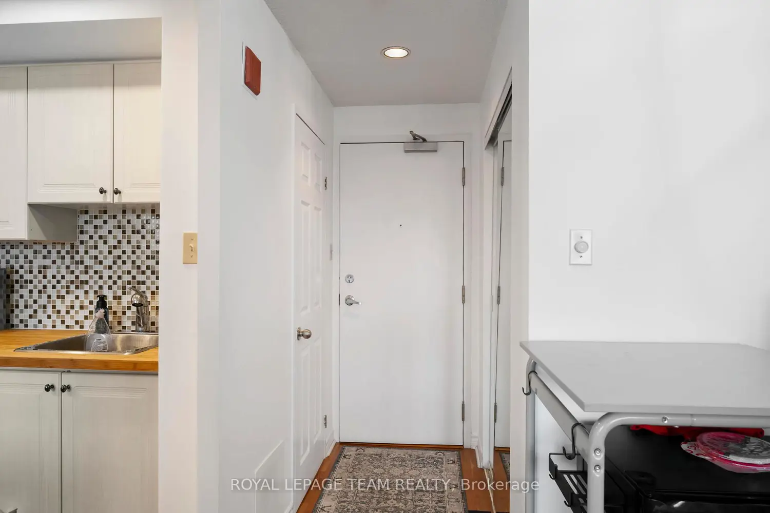 Additional image 3 of 45 Holland Avenue 902