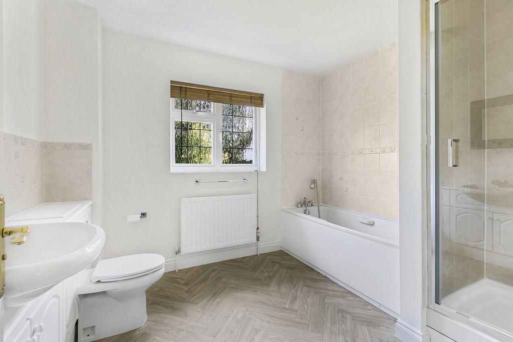 Additional image 17 of 5 bed detached house for saleOakfield Road, Harpenden AL5
