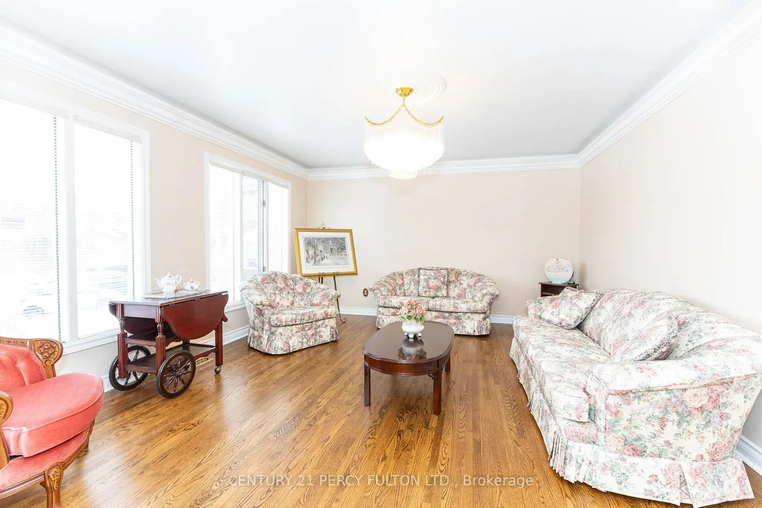 23 Leah Crescent photo 5