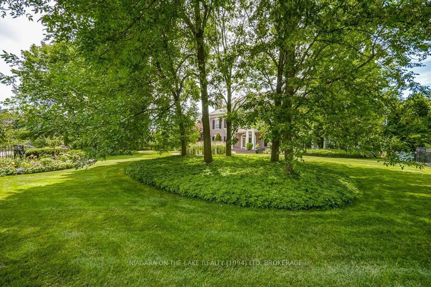 Additional image 4 of 14842 Niagara River Parkway