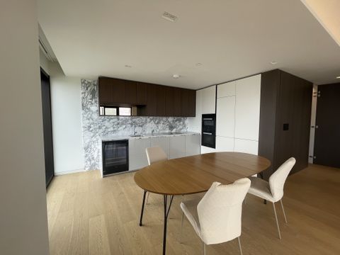 Southbank Place, 4 York Road, London SE1