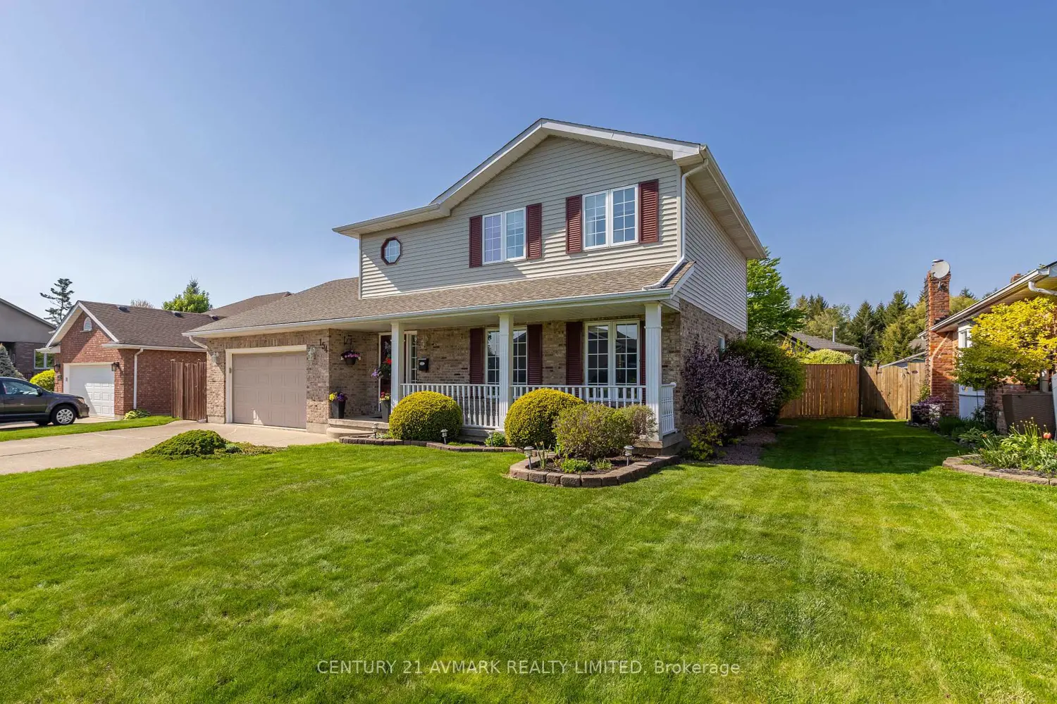 154 Michael Drive photo 2
