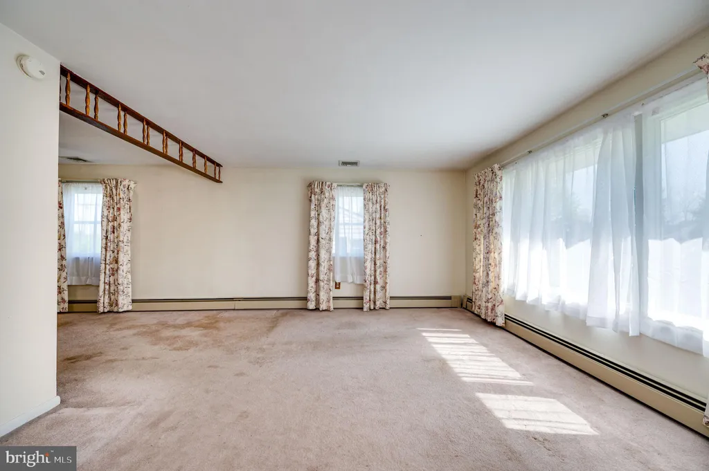 Additional image 7 of 220 Maple Springs Drive, Birdsboro, PA 19508