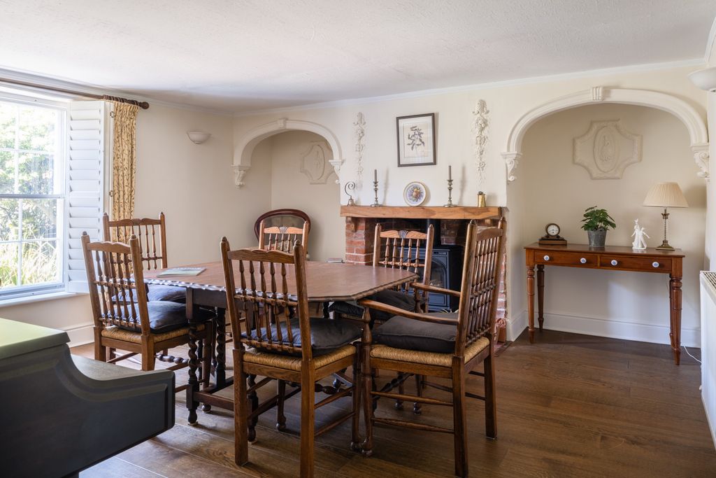 Additional image 13 of 4 bed detached house for saleCottrell Farmhouse, Hayling Island, Hampshire PO11
