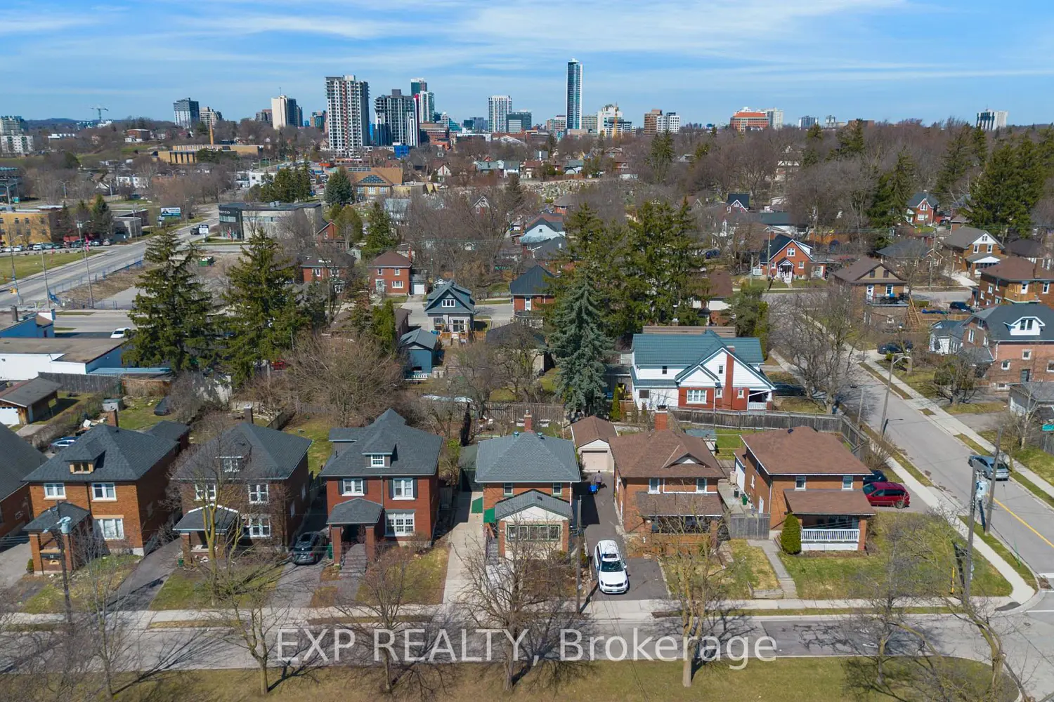 24 Onward Avenue photo 2