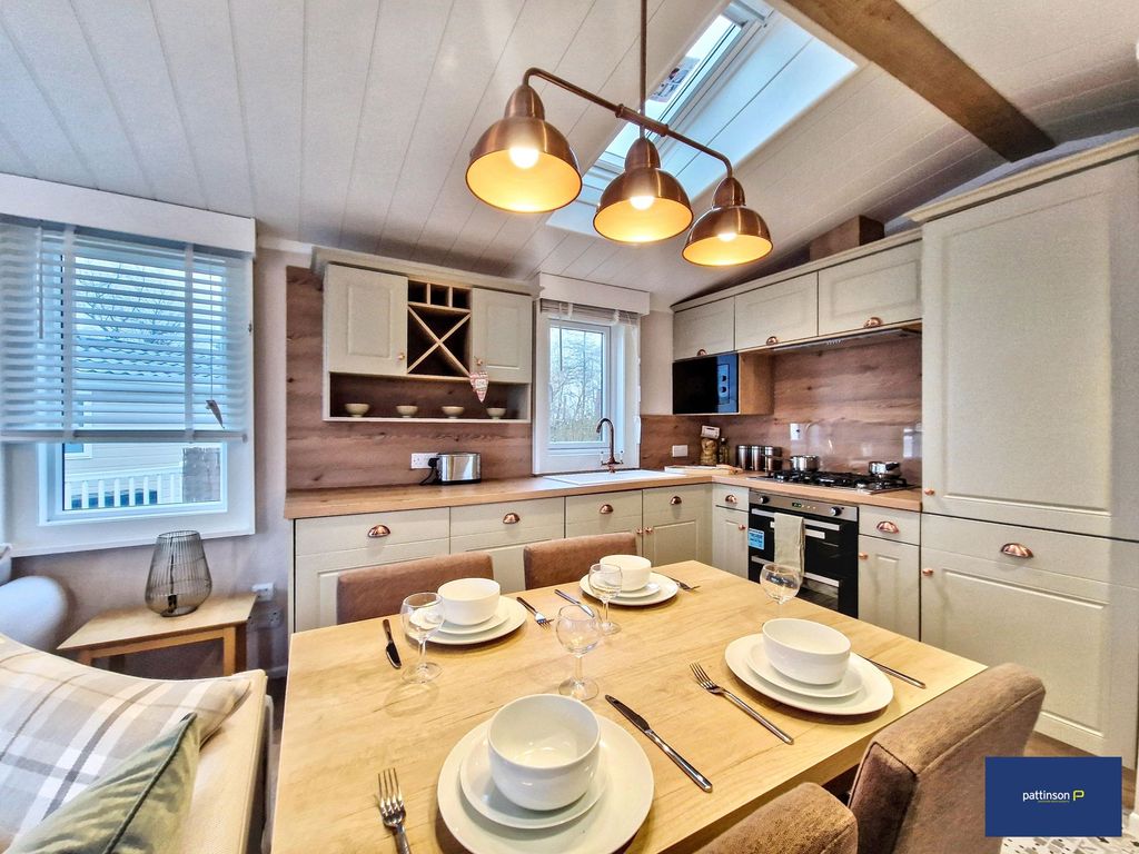 2 bed mobile/park home for saleLowgate, Hexham NE46 photo 4