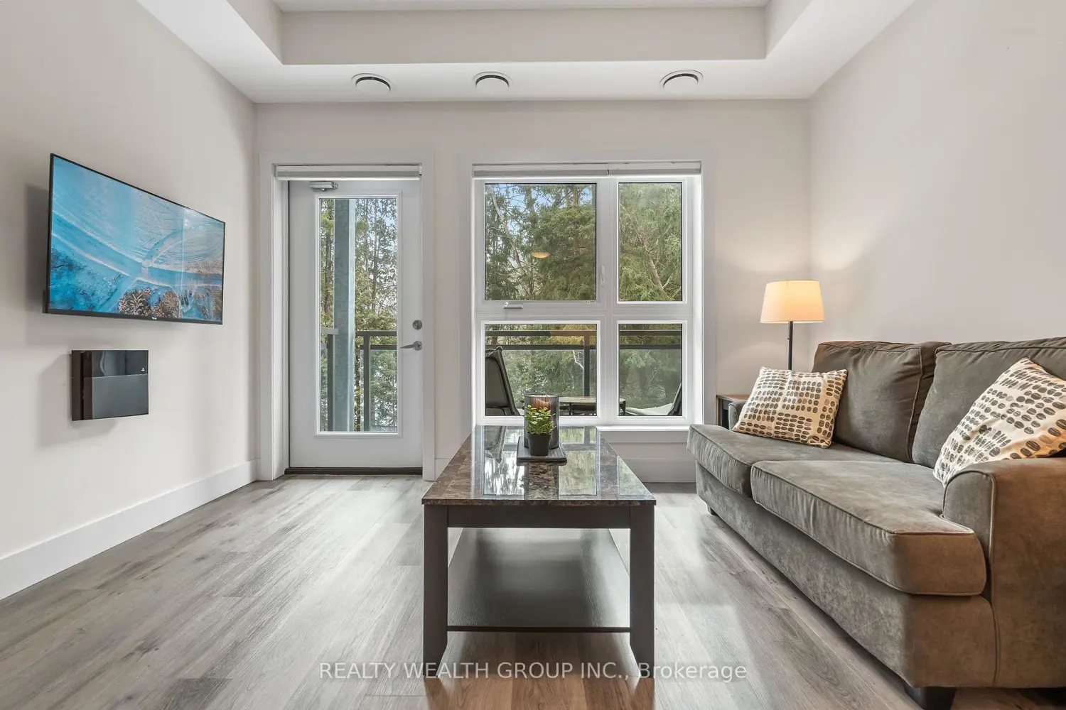 1201 Lackner Place 308 photo 4