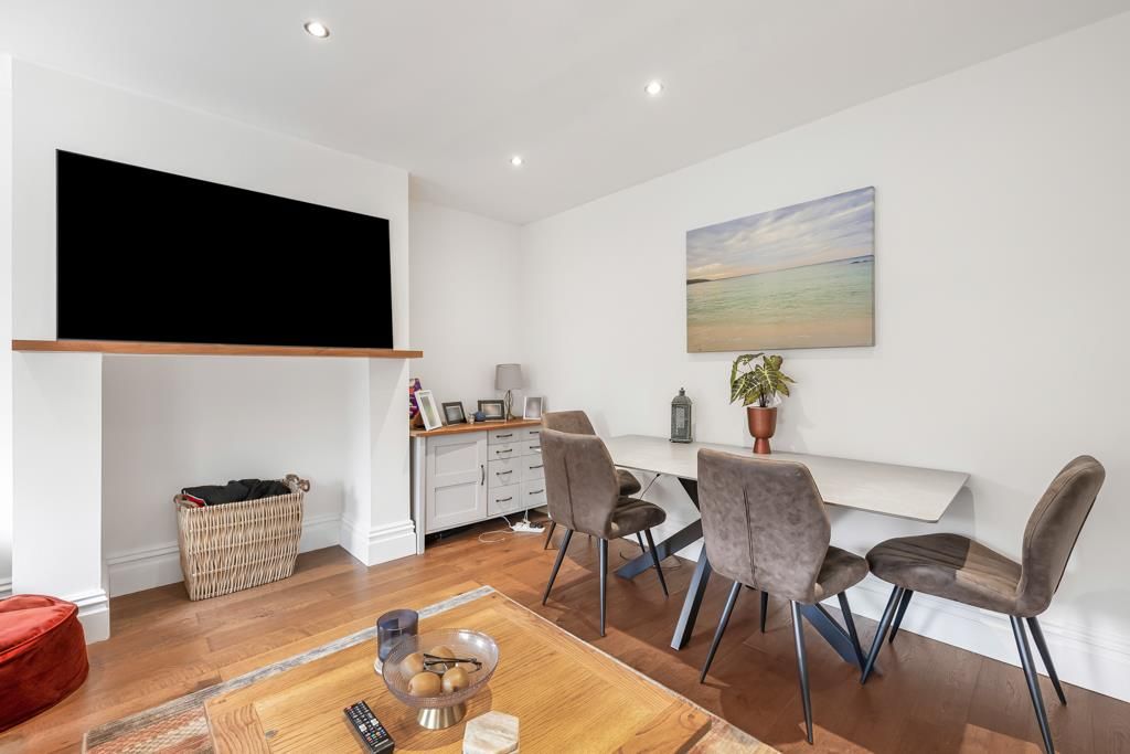 Additional image 7 of 2 bed flat for sale43 North Road, Hertford SG14