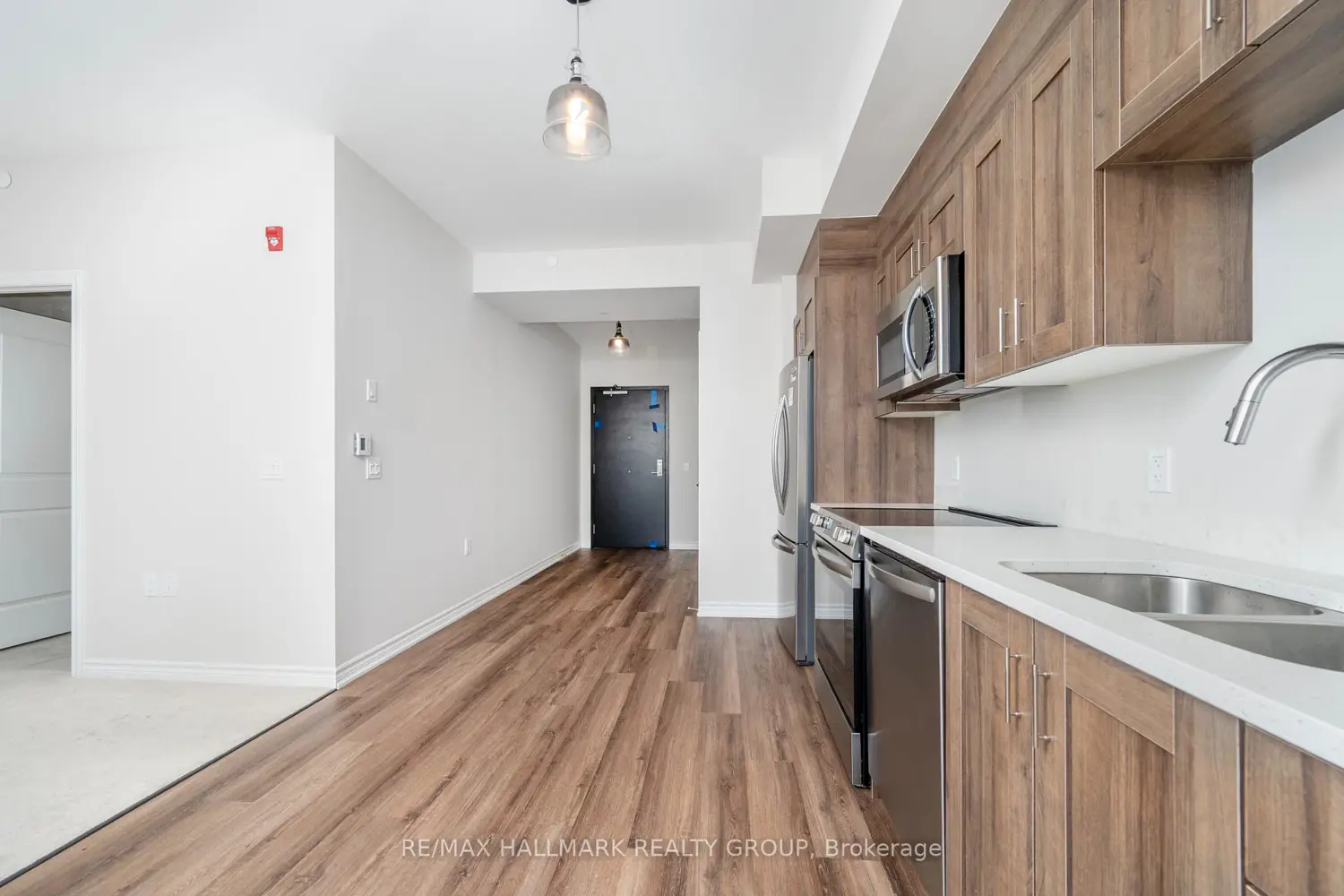 Additional image 7 of 1350 Hemlock Road 202