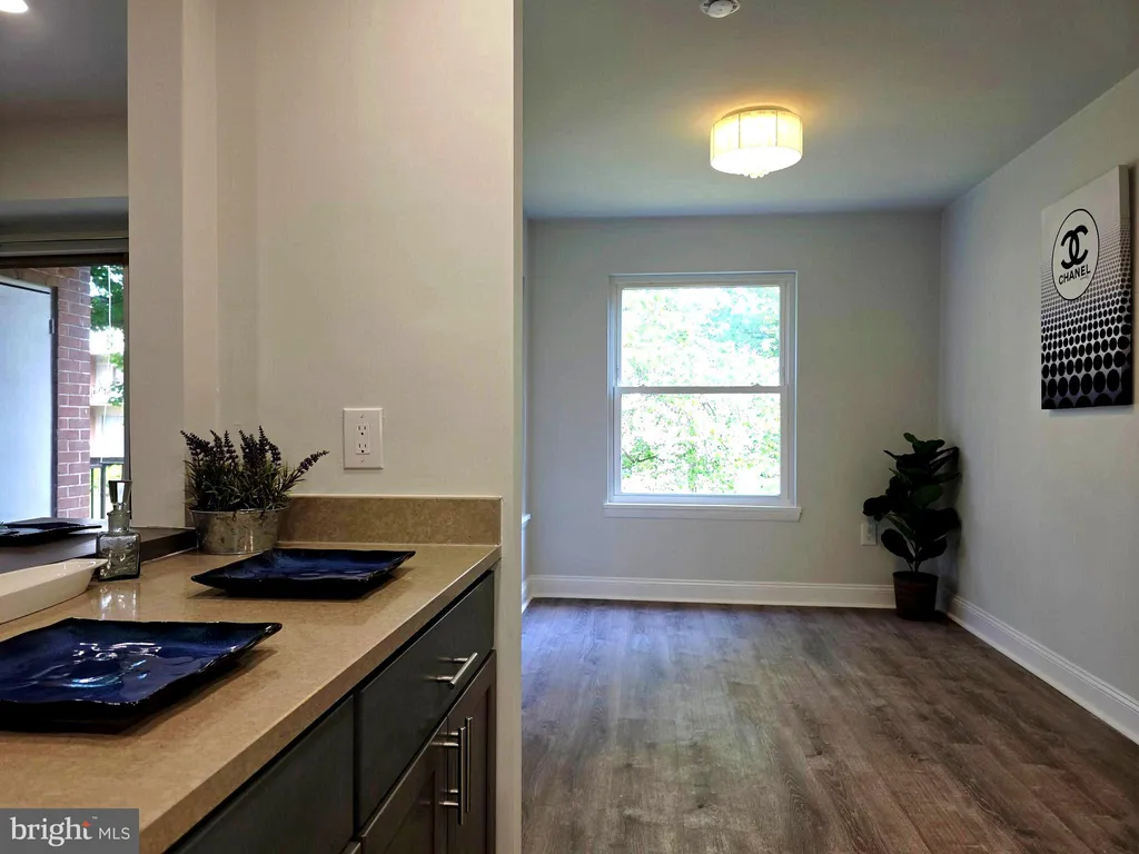 Additional image 9 of 3853 Saint Barnabas Road Unit 102, Suitland, MD 20746
