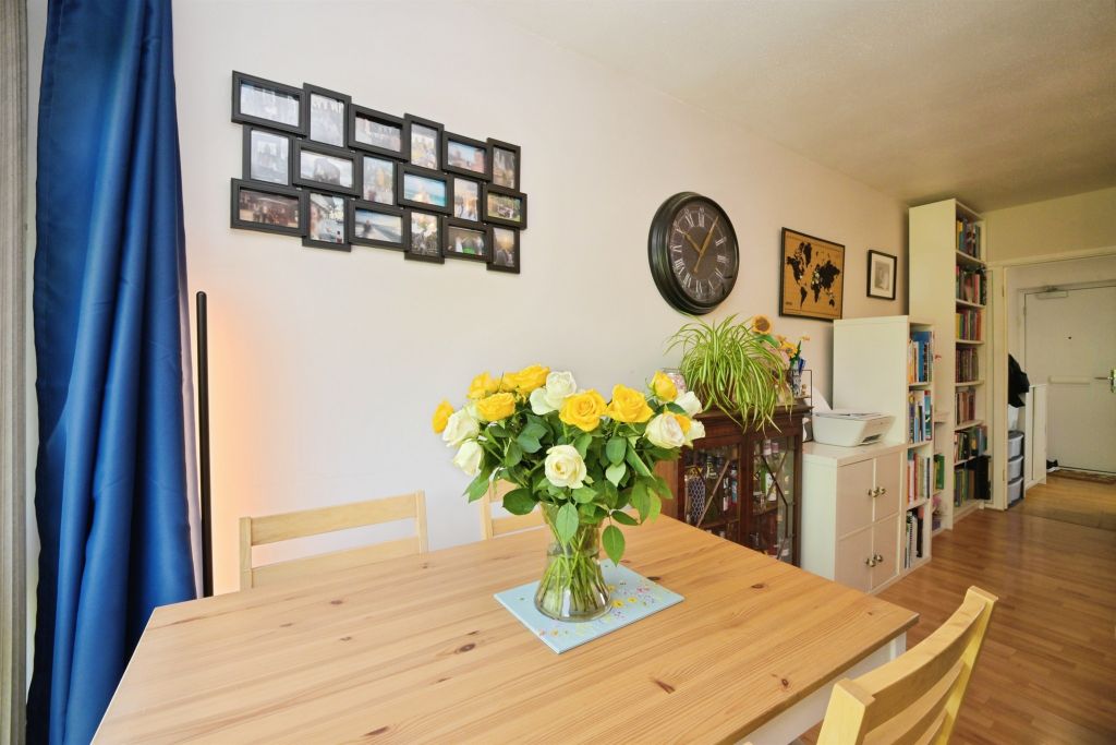 Additional image 6 of 2 bed flat for salePark View, Hoddesdon EN11