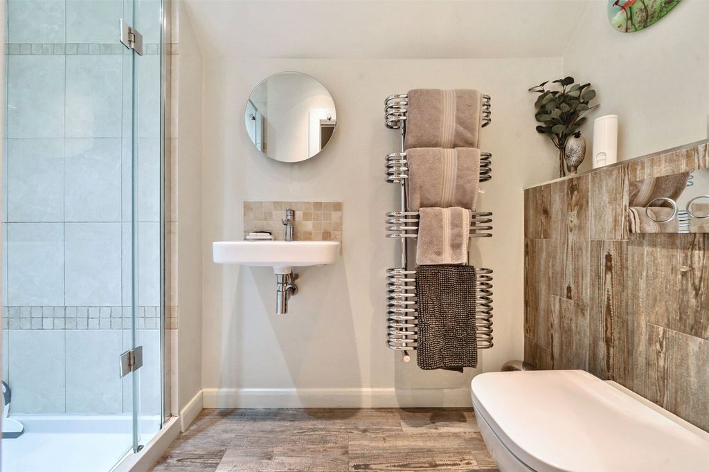 Additional image 25 of 3 bed detached house for saleHindhead, Surrey GU26