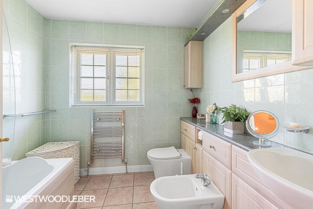 Additional image 23 of 4 bed detached house for saleEldon Road, Hoddesdon EN11