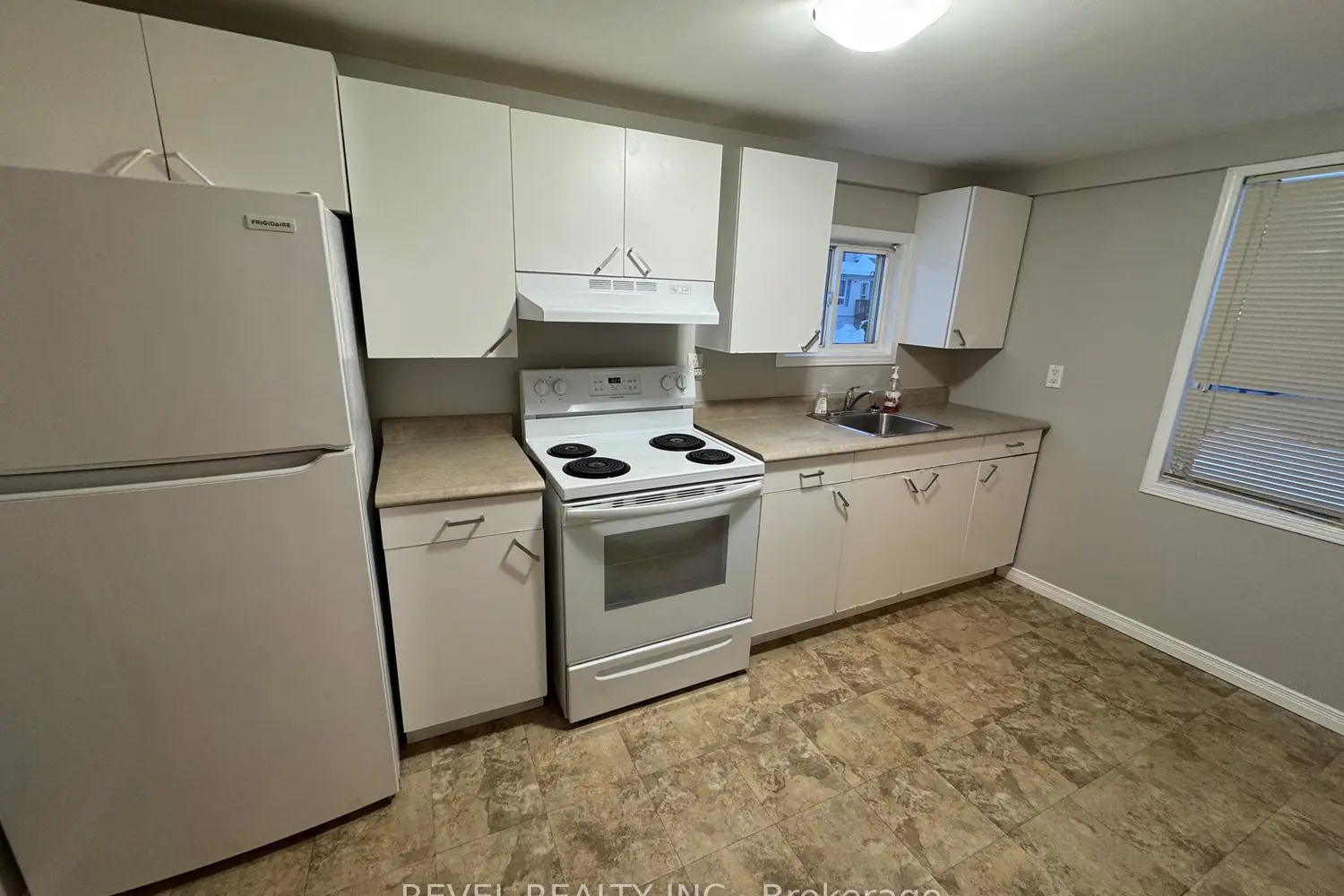 Additional image 4 of 39 Maple Street