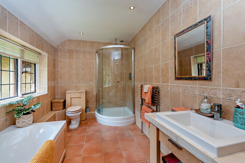 Additional image 29 of 6 bed detached house for saleMead Road, Hindhead, Surrey GU26