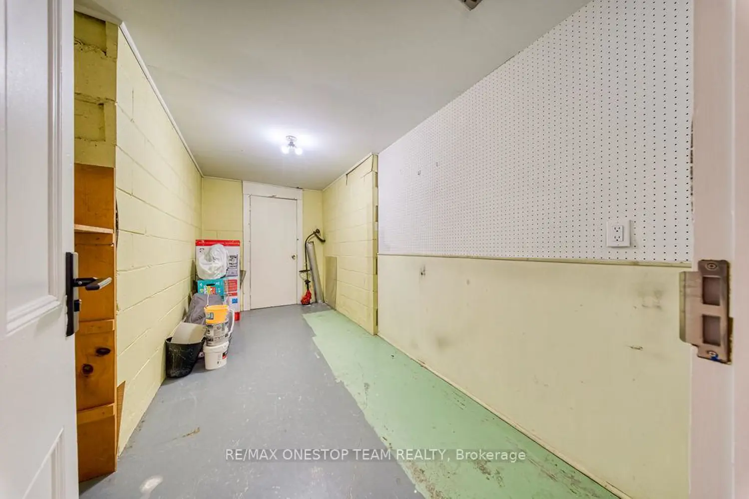 Additional image 15 of 238 Dunview Avenue