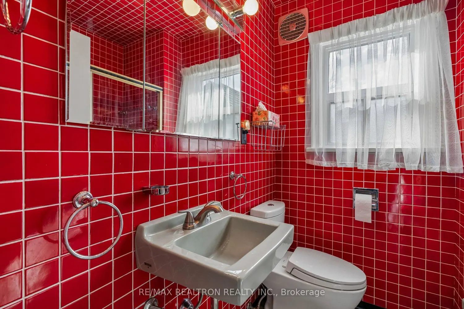 Additional image 5 of 37 Sunnypoint Crescent