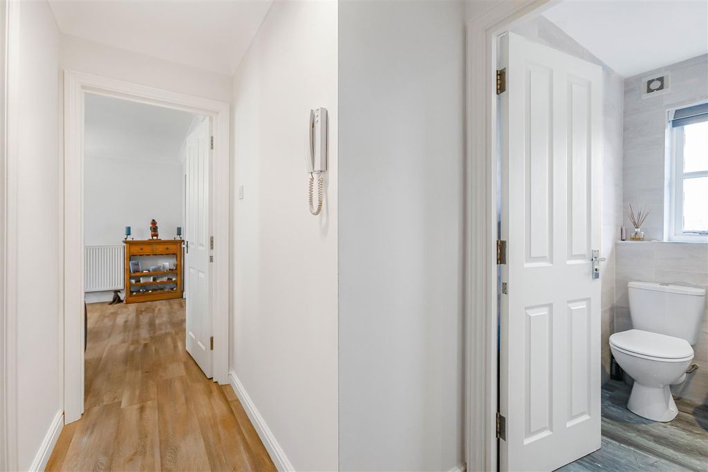 Additional image 3 of 2 bed flat for saleCoopers Court, Hertford, Hertford SG14