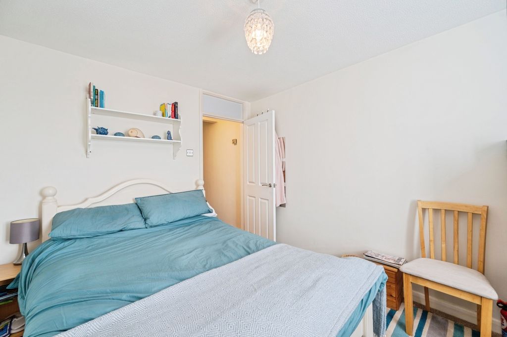 Additional image 8 of 2 bed flat for saleAcasta Court, 188 Southwood Road, Hayling Island, Hampshire PO11