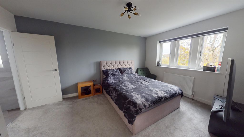 Additional image 15 of 5 bed detached house for saleVictoria Drive, Northowram, Halifax HX3