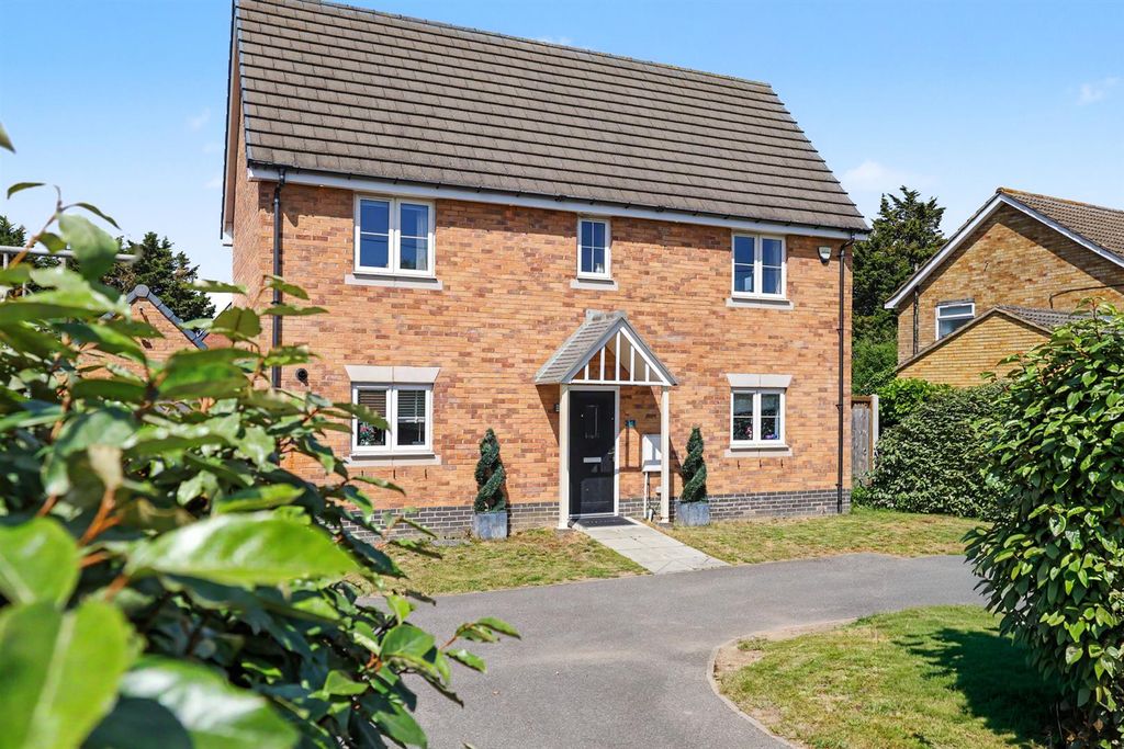 4 bed detached house for saleFolly Lane, Hockley SS5