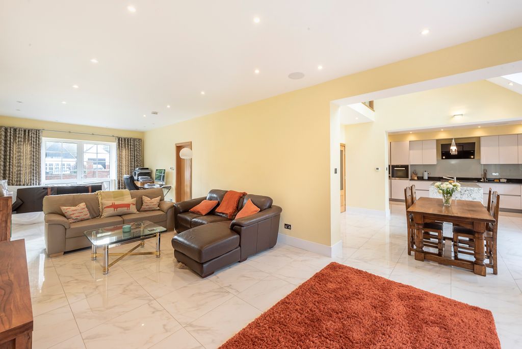 Additional image 2 of 4 bed detached house for saleKirkdale Road, Harpenden AL5