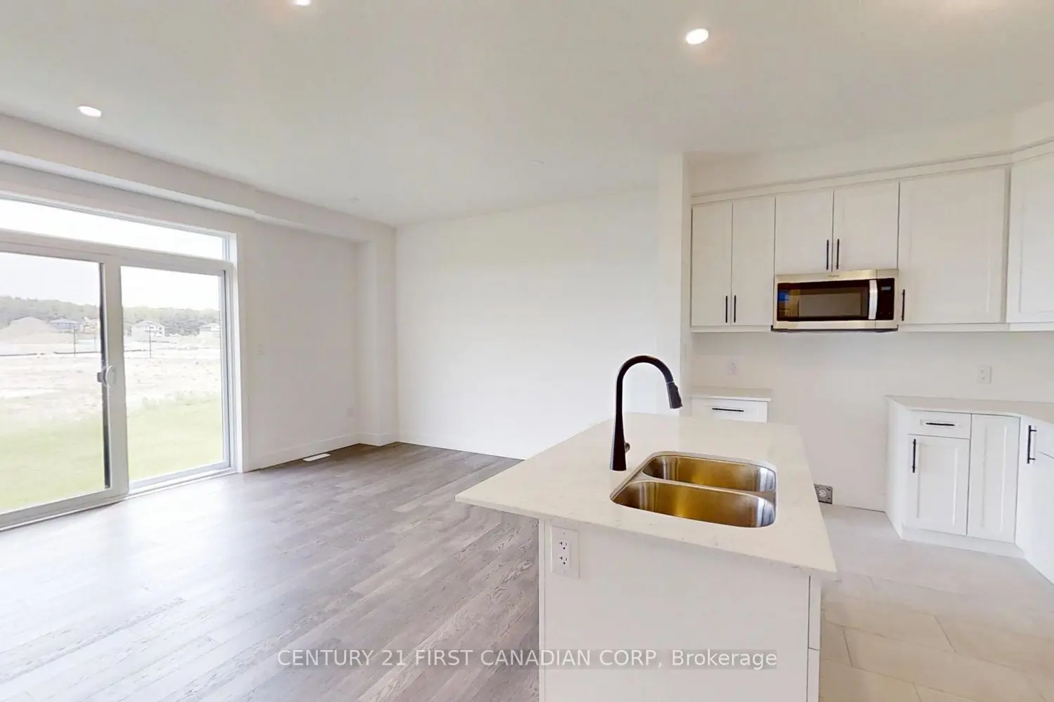 1225 Tulloch Avenue photo 5
