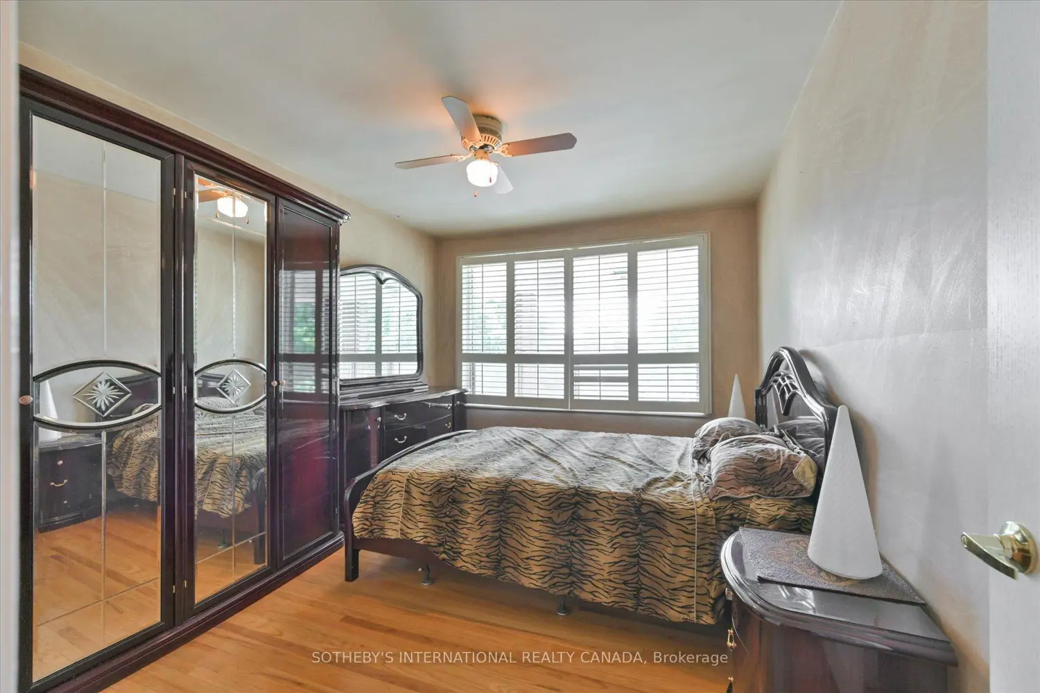 Additional image 14 of 502 Queens Drive
