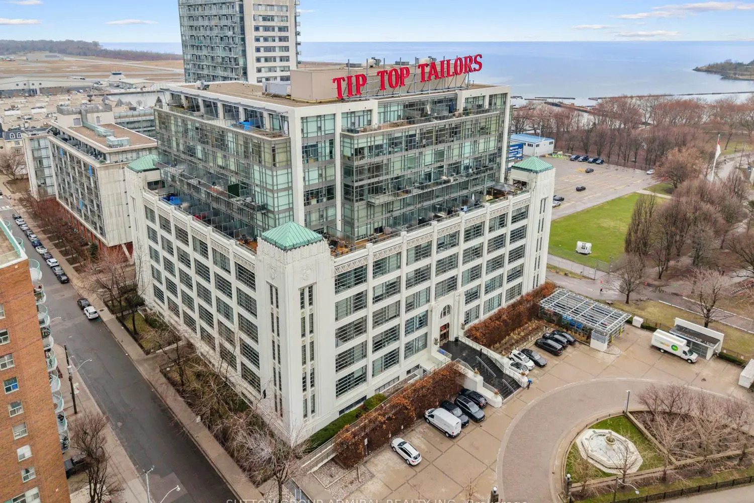 637 Lake Shore Boulevard 434
