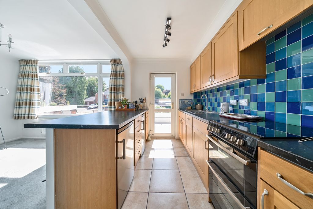 Additional image 4 of 2 bed maisonette for saleChurch Green, Harpenden AL5