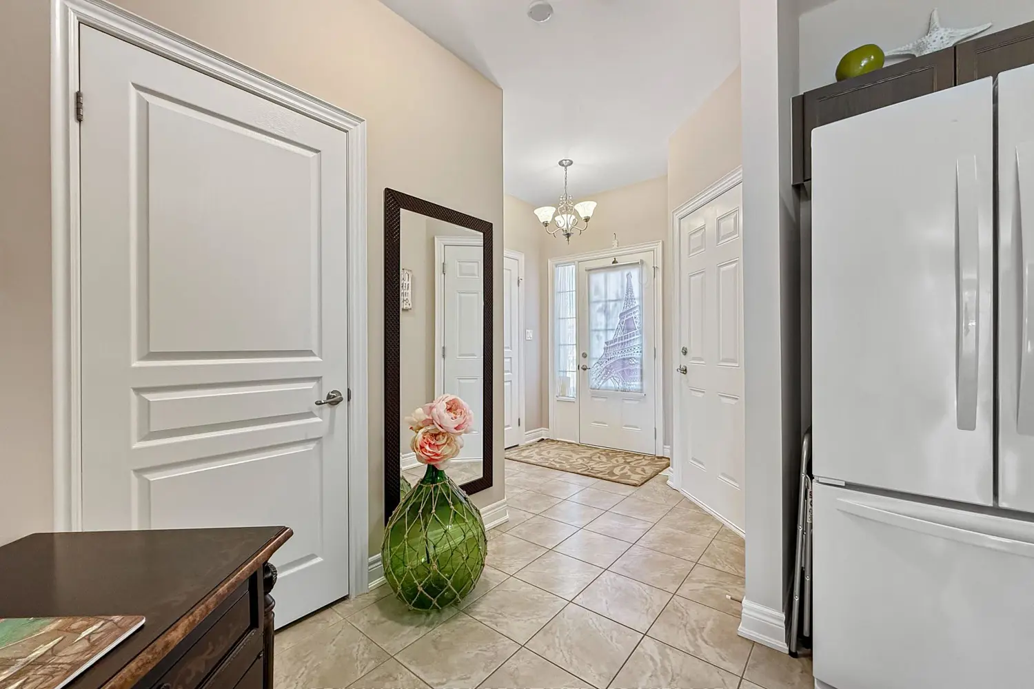 1041 Meadowood Street photo 5