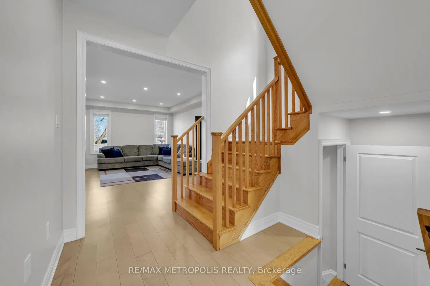 80 Pridham Place photo 3