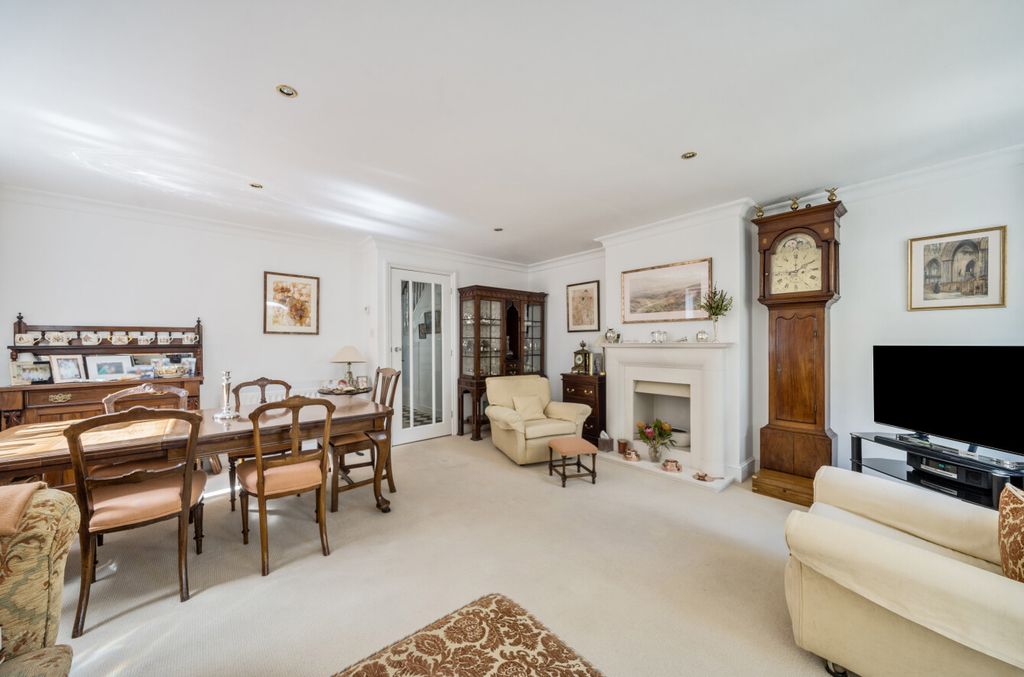 Additional image 4 of 2 bed end terrace house for saleCollege Hill, Haslemere, Surrey GU27