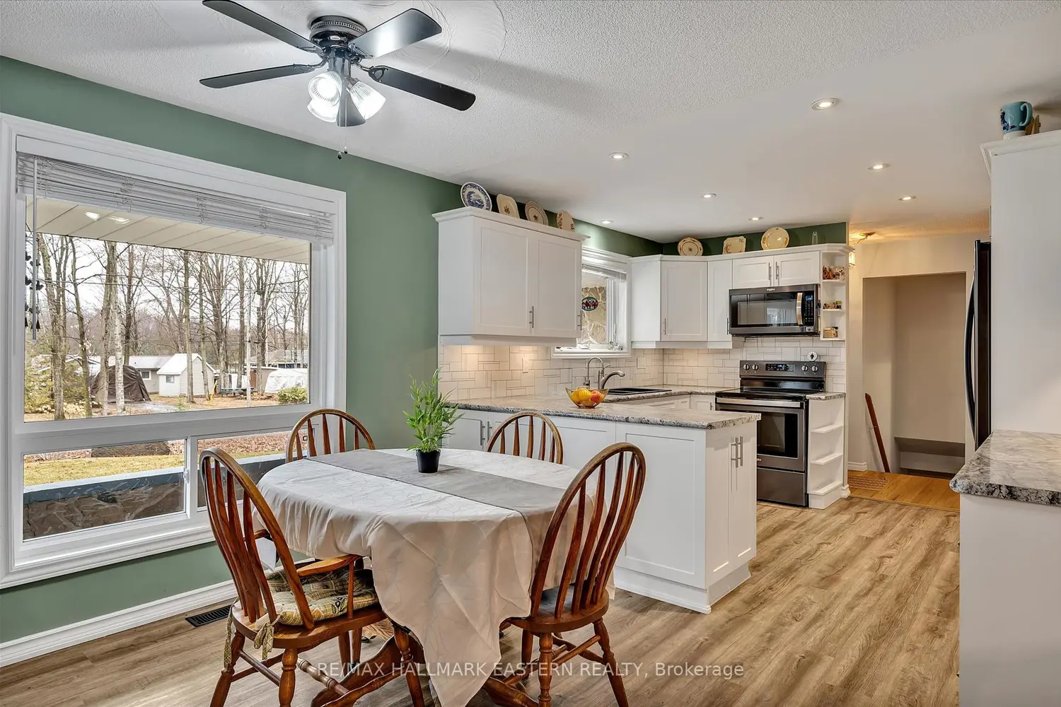 189 Cedarshores Drive photo 5