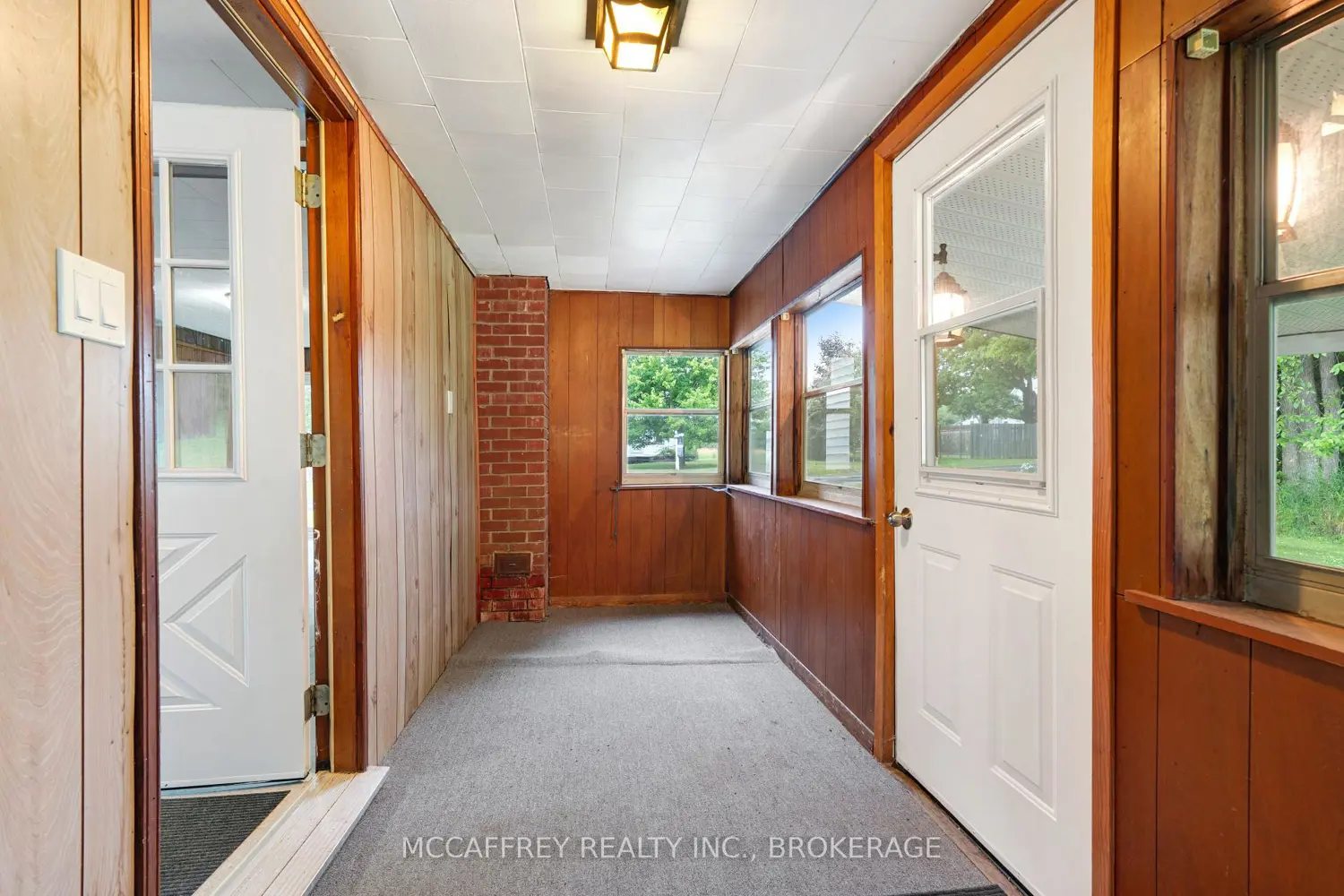 333 Burridge Road photo 3