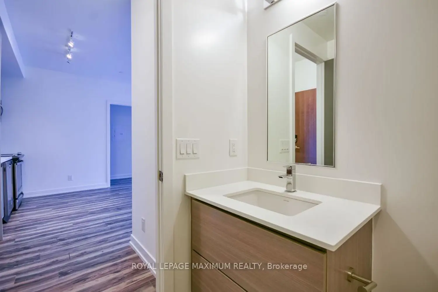 271 Sea Ray Avenue B417 photo 2