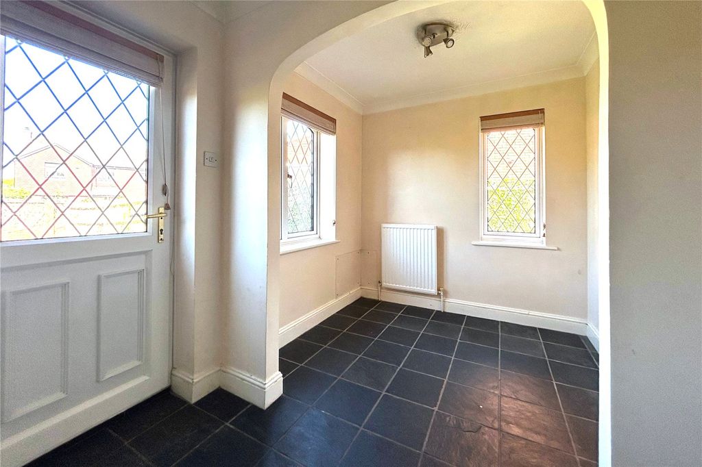 Additional image 20 of 4 bed detached house for saleDriftway Road, Hook, Hampshire RG27