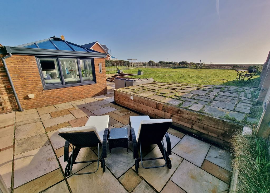 Additional image 10 of 2 bed semi-detached house for saleSouthwood Road, Hayling Island PO11
