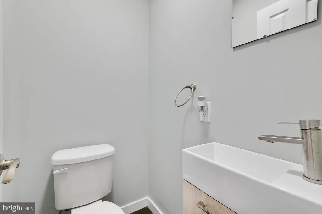 Additional image 10 of 1903 S Warnock Street, Philadelphia, PA 19148