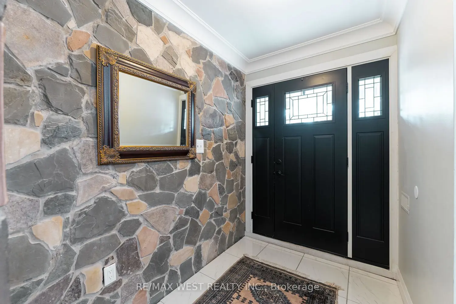 183 Ridge Road photo 4