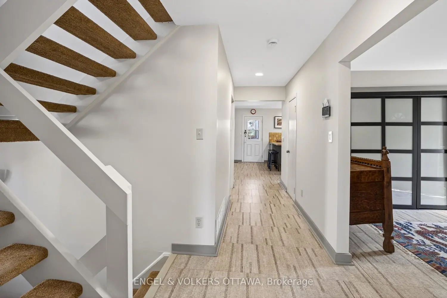 Additional image 3 of 424 Lochaber Avenue