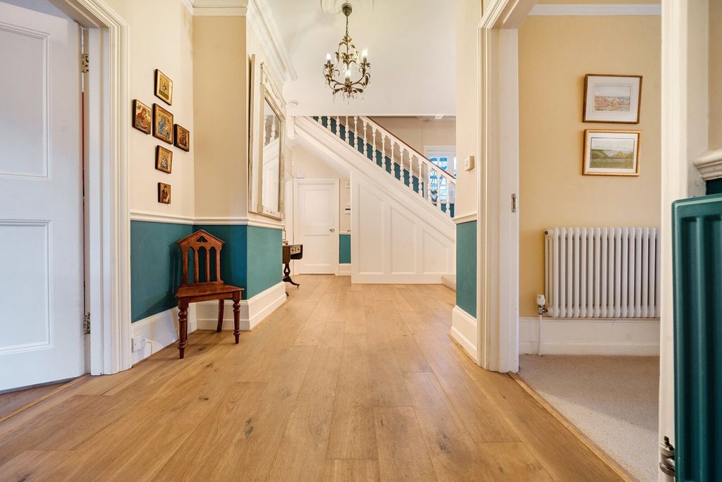Additional image 11 of 6 bed detached house for saleTower Road, Hindhead GU26
