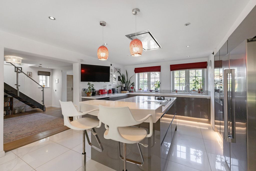 Additional image 3 of 5 bed detached house for saleStewart Road, Harpenden AL5